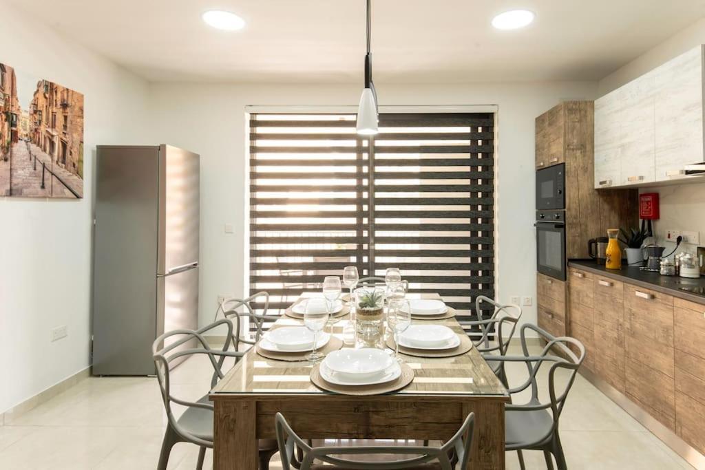 Modern, Bright & Spacious Near The Sea Marsaskala