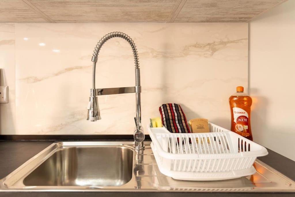 Apartamento Modern, Bright & Spacious Near The Sea