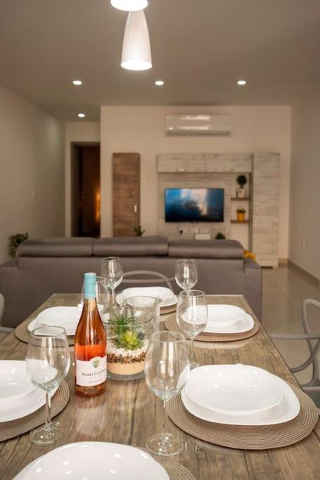 Apartamento Modern, Bright & Spacious Near The Sea *